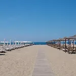 Апартаменты Casa Luna Tra Mare E Pineta Виареджо
